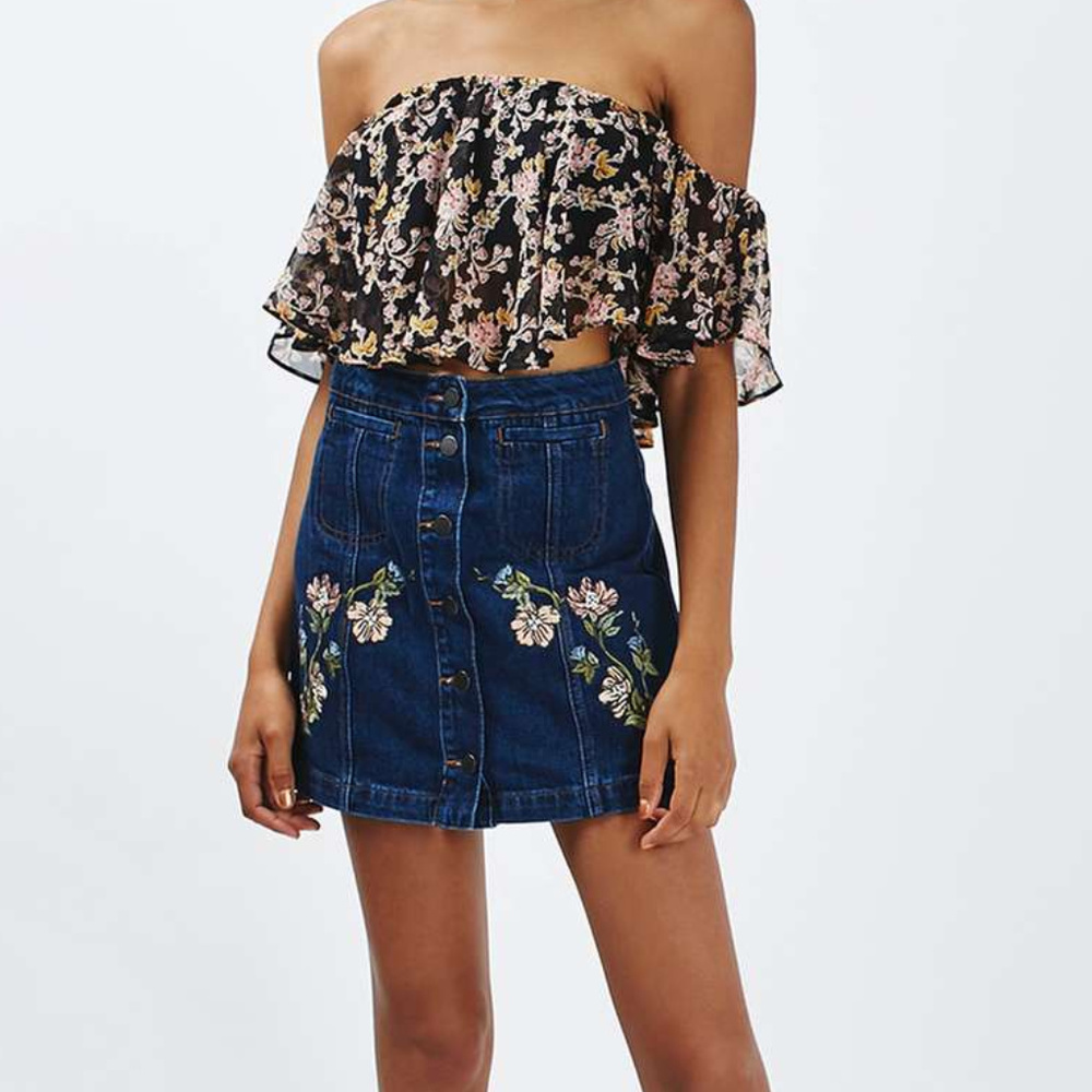 Topshop Moto Floral Embroided Skirt Size 0